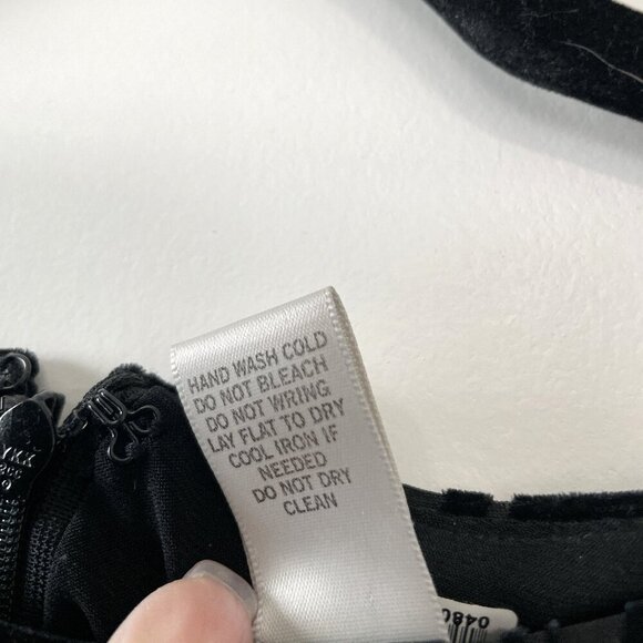 Cache Black Velvet Fully Lined Sheath Dress 3/4 Sleeves Size 4 - Picture 5 of 8